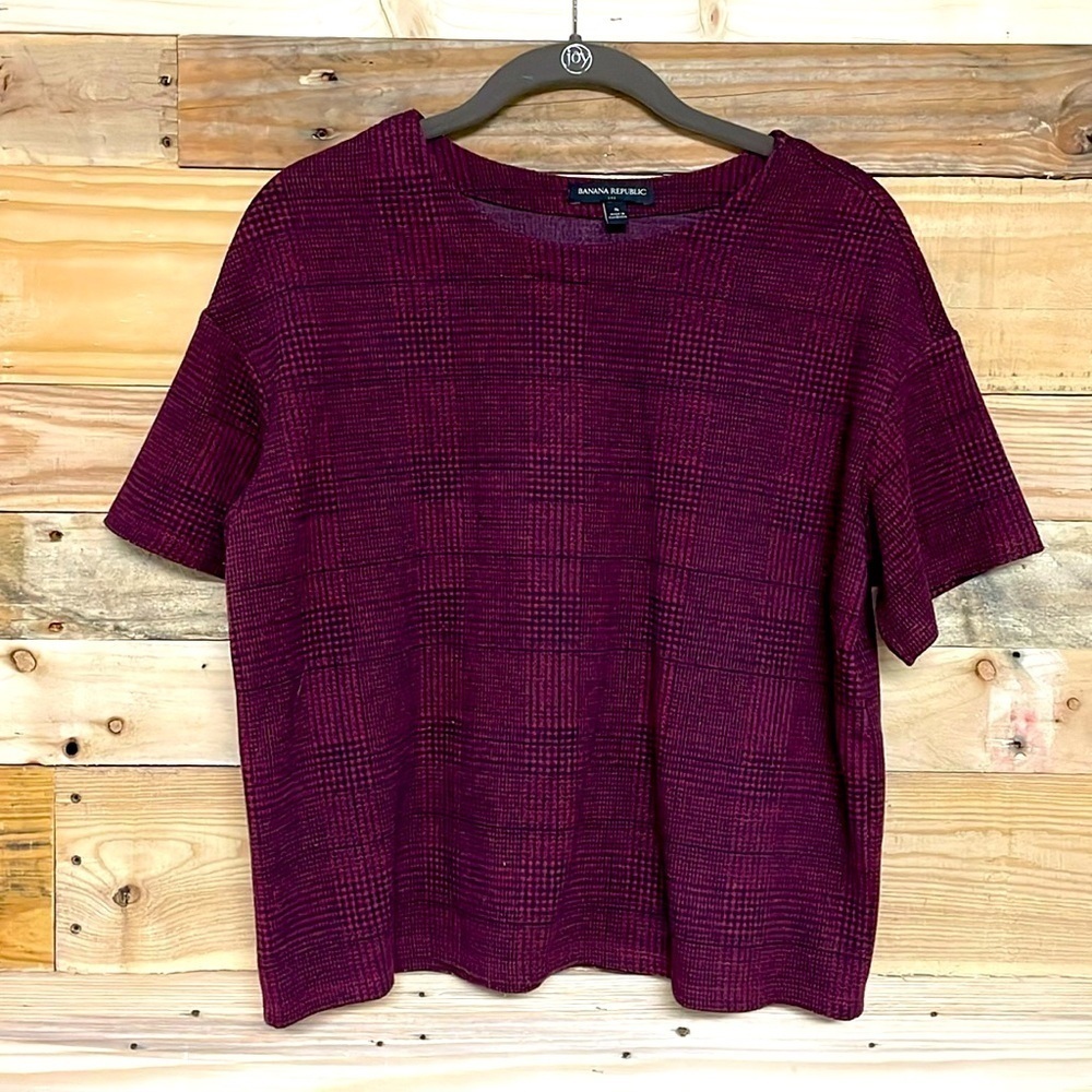 Banana Republic size small pink and black plaid short sleeve top